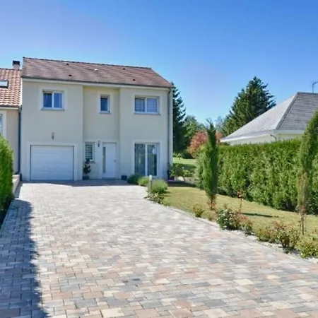 Maison 120 M² A Vigy Buitenkant foto
